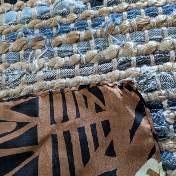 Brown Black Beige Animal Print Striped Spotted 100% Silk Scarf 54x10 - Picture 5 of 7